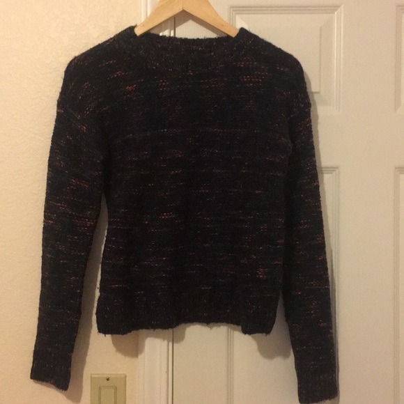 Thick cozy Hollister sweater :) - Picture 1 of 3